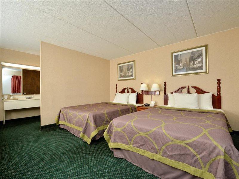Days Inn By Wyndham Lenox Ma 外观 照片